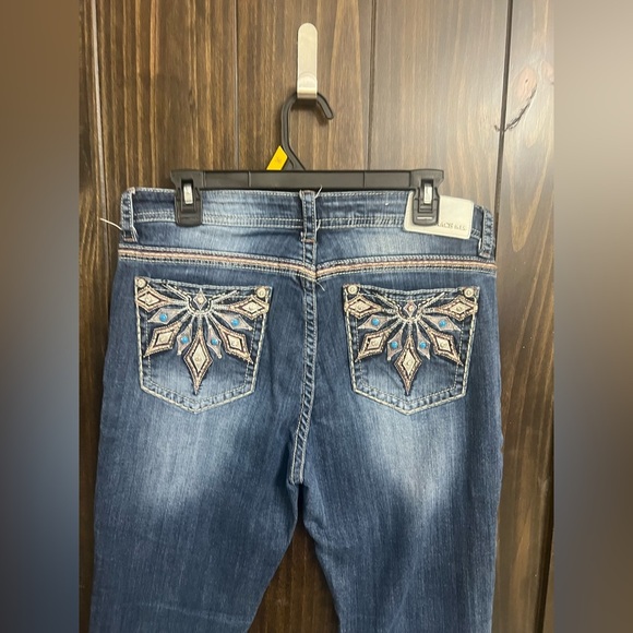 Grace in LA Women's Embroidered Embellished Boho Jeans Size 32 - Picture 6 of 12
